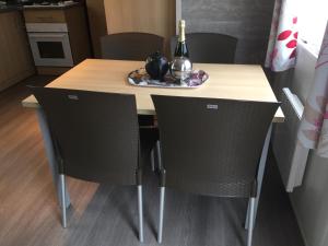 Campings Mobil home 6 pers, 3 ch, Kerlann**** Bretagne Sud : photos des chambres