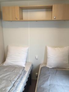 Campings Mobil home 6 pers, 3 ch, Kerlann**** Bretagne Sud : photos des chambres