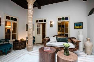 Riad Emotion