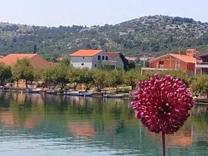 Holiday Home Oliva - Gaćelezi