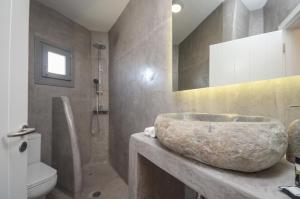 Nissos House Santorini