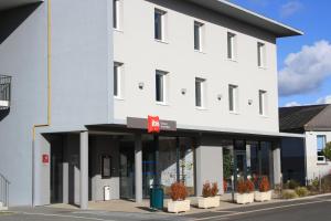 Hotels ibis Clermont Ferrand Nord Riom : photos des chambres