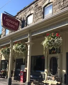 Cheltenham Suites - Acton