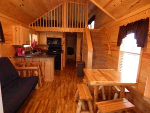 Book South Haven Yogi Bear S Jellystone Park Camp Resort In