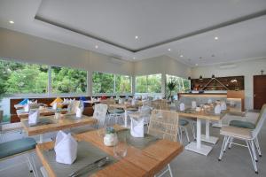 Tapa Tepi Kali Canggu