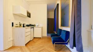 Appartements LIFE RENAISSANCE - New Concept - Place Kleber : Suite Junior avec Balcon