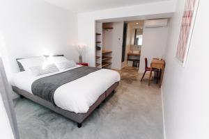 Le Cube Hotel design a Hyeres Plage avec Piscine et Cuisine photo 15