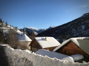 Appartements Le Gabion, luxueux appartement avec 10 couchages et sauna, Serre chevalier Vallee : photos des chambres