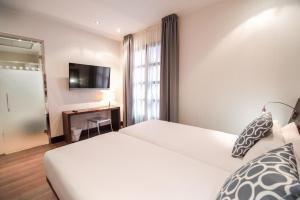 Petit Palace Marques Santa Ana