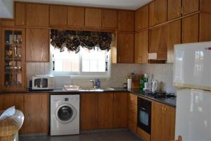 Philippou Beach Villas & Apartments