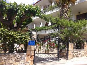 Ostria Maisonettes and Studios Messinia Greece