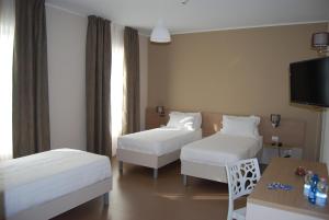 Triple Room with Private Bathroom room in Nuovo Albergo Operai