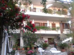 Ostria Maisonettes and Studios Messinia Greece