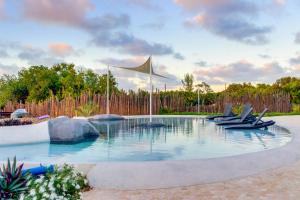 Shark Studio Retreat at Swan Villas - Gold Standard Certified