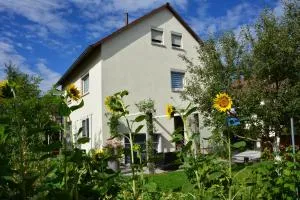 Ferienwohnung - DaMIsa House - Grafenberg