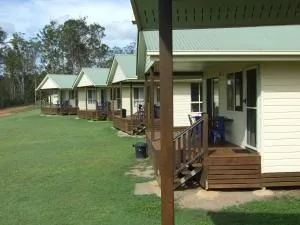 Lake Barra Cottages - Curra