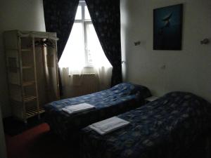 Hotels Hotel de la Gare : Chambre Double ou Lits Jumeaux