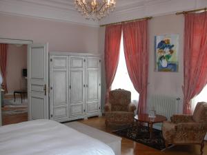 Hotels Domaine de Beaupre - Hotel The Originals Relais : photos des chambres