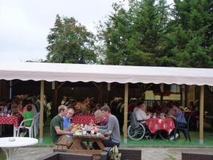 Campings Camping Les Chenes Verts : photos des chambres