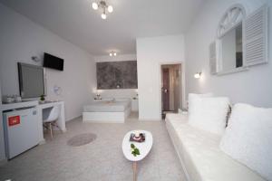Triple Room room in Villa Anto
