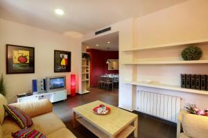 Reino de Valencia Apartments - 4hvězdičkové hotely ve městě Valencie