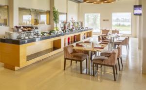 Hotel Naveen Lakeside