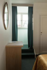 Hotel Duc De Bourgogne