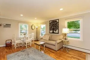 Water Street Retreat - Saugatuck