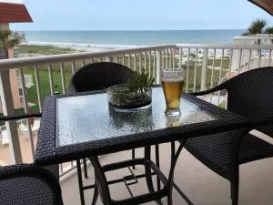 Spanish Main - Cocoa Beach