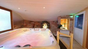 Hotels Hotel Les Chalets : photos des chambres