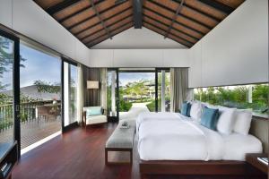 Biệt Thự 5 Phòng Ngủ (Five-Bedroom Villa)