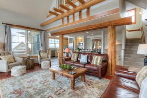 Saddle Ridge Townhome - Unit B1