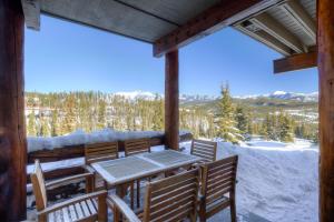 Saddle Ridge Townhome-Unit B1