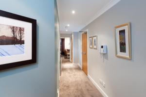 The Botanist Apartment Edinburgh Old Town 2 Bedroom Lift Parking