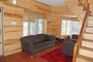 Relaxing 2 BR Estate House, Deenaty, Tamil Nadu