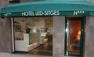 Hotel Led hotel, 
Sitges, Spain.
The photo picture quality can be
variable. We apologize if the
quality is of an unacceptable
level.