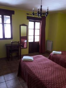 Twin Room room in La Casa Vieja en Valdeón
