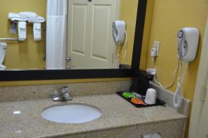 Queen Room with Two Queen Beds - Non-Smoking room in Days Inn by Wyndham Airport Nashville East