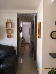 Cerca al estadio familiar parqueadero piscina