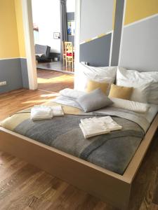Cozy Loft at Opera