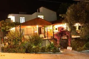 Akay Hotel - Gelemiş