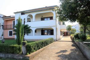 Apartments Livio Stranici 