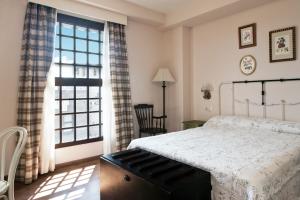 Basic Standard Room with Access To PortAventura Park + 1-day ticket to Ferrari Land room in PortAventura® Hotel Gold River - Includes PortAventura Park Tickets