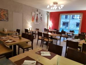 Hotels Logis hotel restaurant les Carillons : photos des chambres