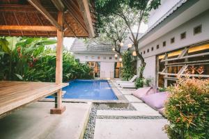 Lokal Bali Hostel
