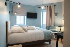 Hotels Hotel Des Arts : photos des chambres