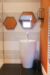 Hotels Hotel Des Arts : photos des chambres