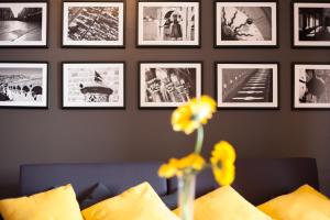 Two Bedroom Apartment with Sea View & Balcony