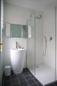 Hotels Hotel Des Arts : photos des chambres