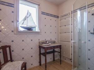 Villas Cozy Villa in Saint Bonnet la Rivi re with Swimming Pool : photos des chambres